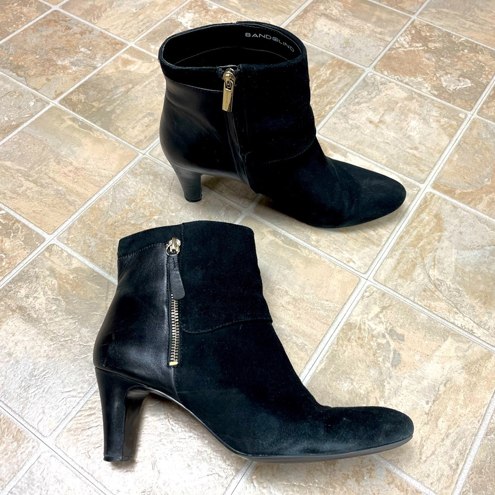 Women’s Bandolino heeled booties - 10M